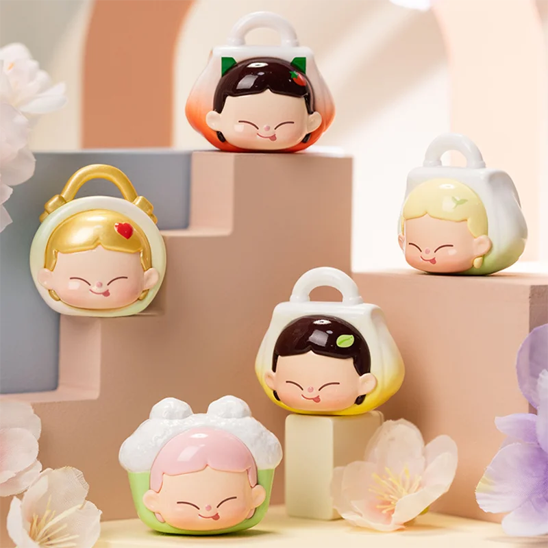 TOYCITY MIKA Treasure up mini bag Series frigorifero Sticker Blind Box Mystery Box Toys Cute Anime Figure Ornaments Gift