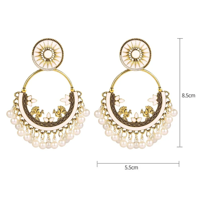Classic Green Moon Indian Jhumka Earrings for Women Turkey Jewelry Retro Alloy Carved Round Pearl Tassel Wedding Earrings Bijoux