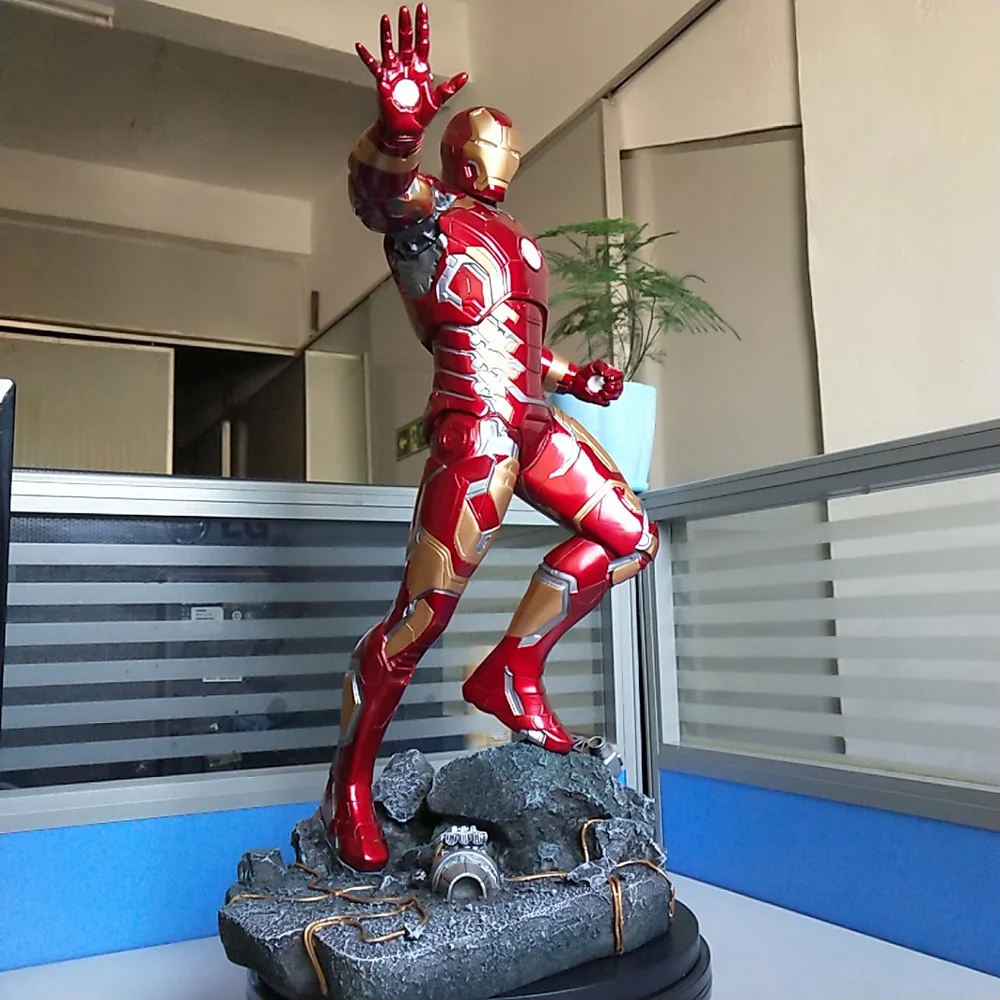 

50cm Marvel Iron Man Mk43 Avenger Alliance 4 Resin Statue Bedroom Decoration Model Collectible Toys Birthday Gift Holiday Gift