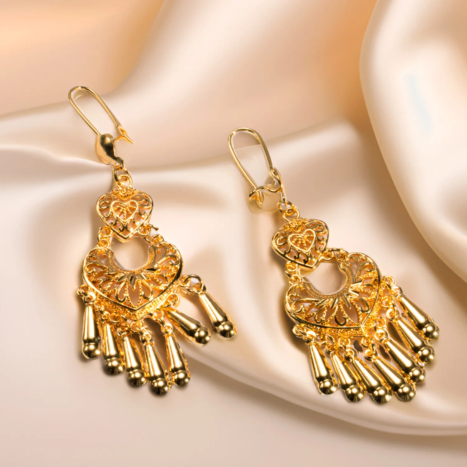 9999 gold Bohemian earrings - elegant long drop pendant earrings with flowing fringes, featuring an ethnic style.