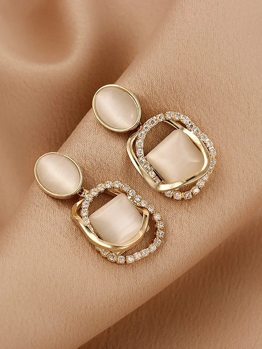 

Elegant Drop Earrings Featuring Square And Oval Imitation Pearls With Crystal-Accented Gold-Tone Frame