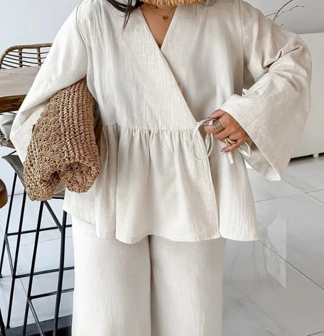 

Women's Summer New Design Sense V-Neck Loose Lace Up Top Wide Leg Pants Set