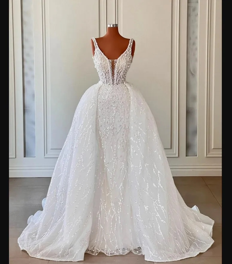 

Luxury Spaghettis Straps Pearls Wedding Dresses with Detachable Train Vestidos Lace Appliques Country Style Bridal Gowns