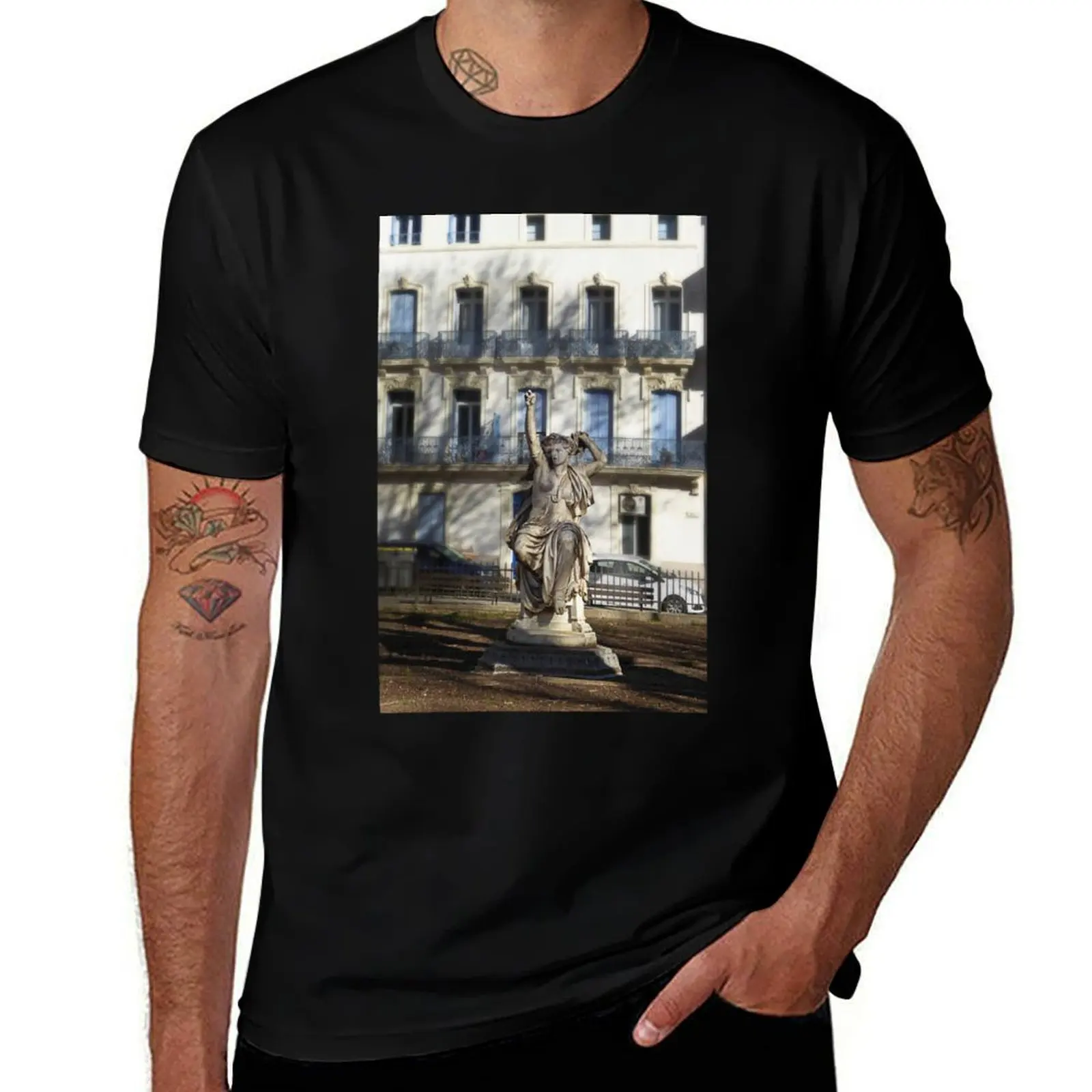 

Very French. T-Shirt valentines clothes funny costumes funny meme t-shirts black t shirts for men