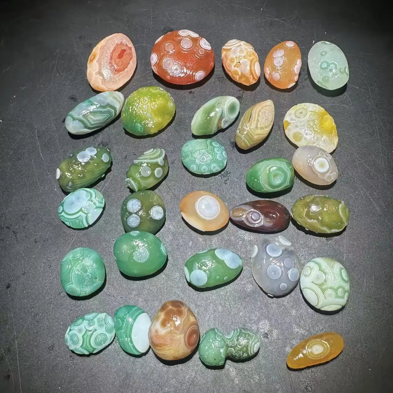 Perle de cristal d'agate œil de Gobi 100% naturelle, spécimen de roche œil d'Alxa, cristal énergétique, pierre de guérison Chakra Reiki, décoration intérieure