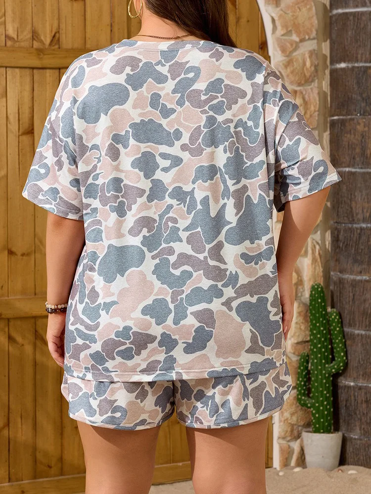 GIBSIE Plus Size Camo Print O-Neck Short Sleeve T-Shirt and Drawstring Shorts Two Piece Set Women Summer Sports Casual Outfit - view 2