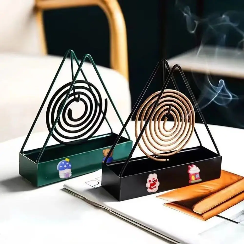 

Triangular Shape Iron Mosquito Coil Holder Vertical Portable Mosquito Incense Rack Durable Anti-Scald Triangle Coil Tray Bedroom