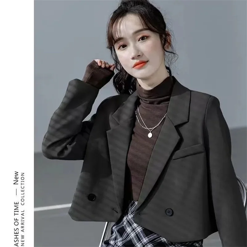 Fried Street Short Small Suit Thick Coat Female 2023 Spring Autumn New Design Sense Niche Loose Women's Korean Version Suit Top