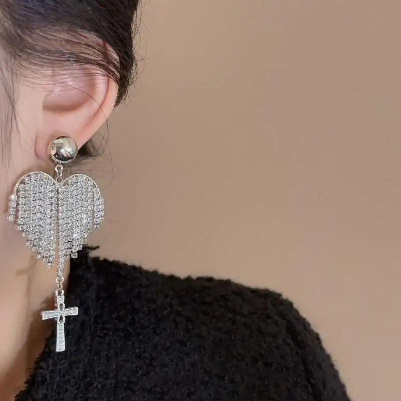 

E15E Heart Pendant Cic