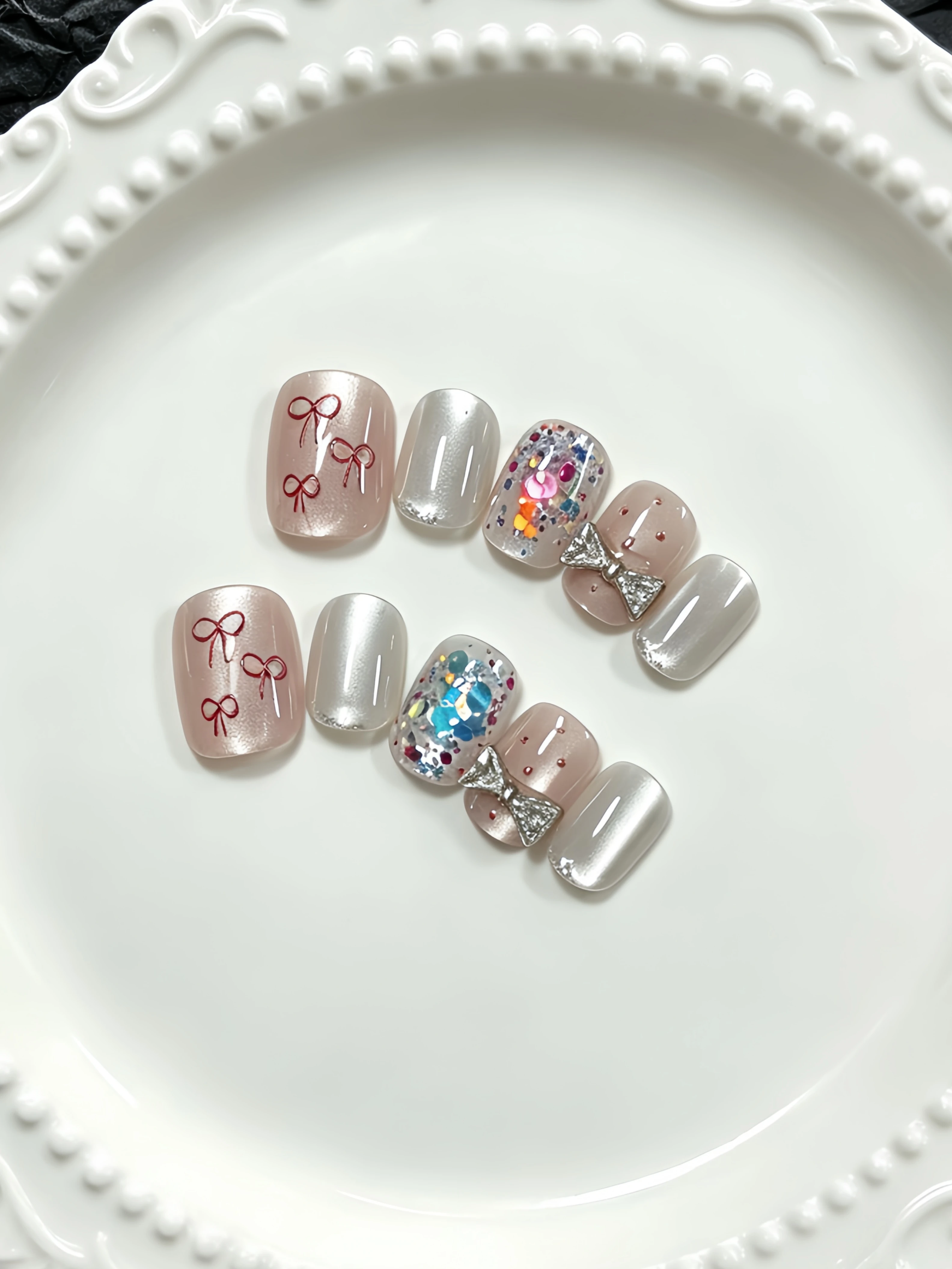 10 Short Square Round Nails, Iridescent Glitter Gold French Edge Pure Sweet Girl Nail Stickers, Ins Niche High-End Nail Art