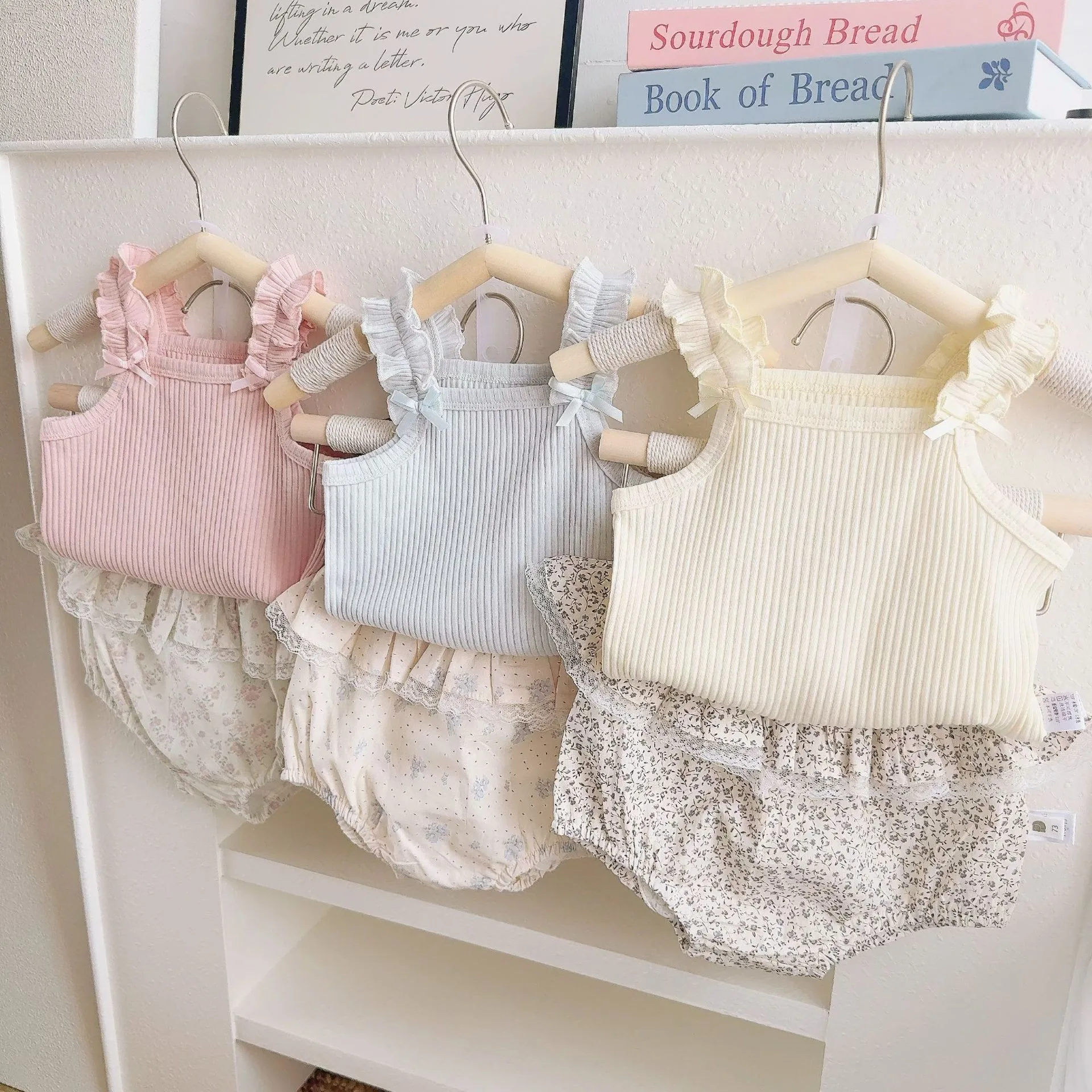 K2658/T2658 Summer Infant Set with Ruffle Trim Top Sweet Solid Color Korean Style Floral Bloomers Baby Outfit
