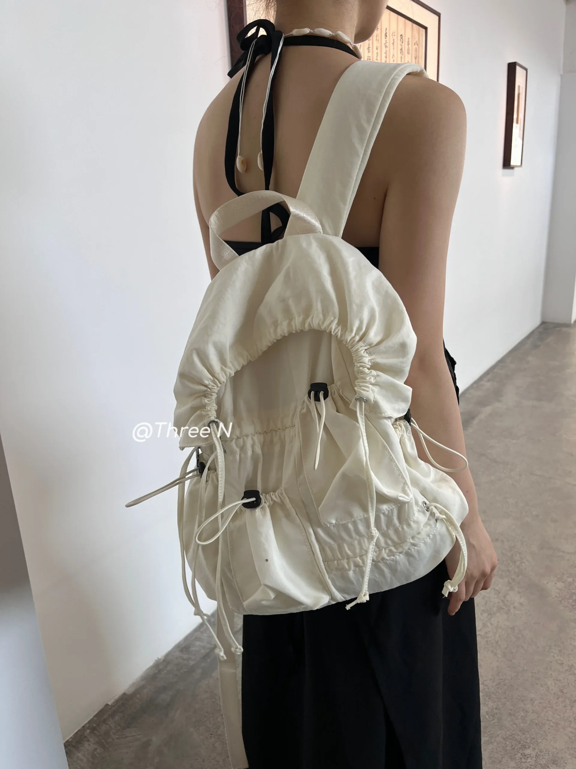 

Vintage Cover Drawstring Nylon Women Backpack Causal Solid Color Camping Travel Commuter Unisex Backpack Preppy Style School Bag