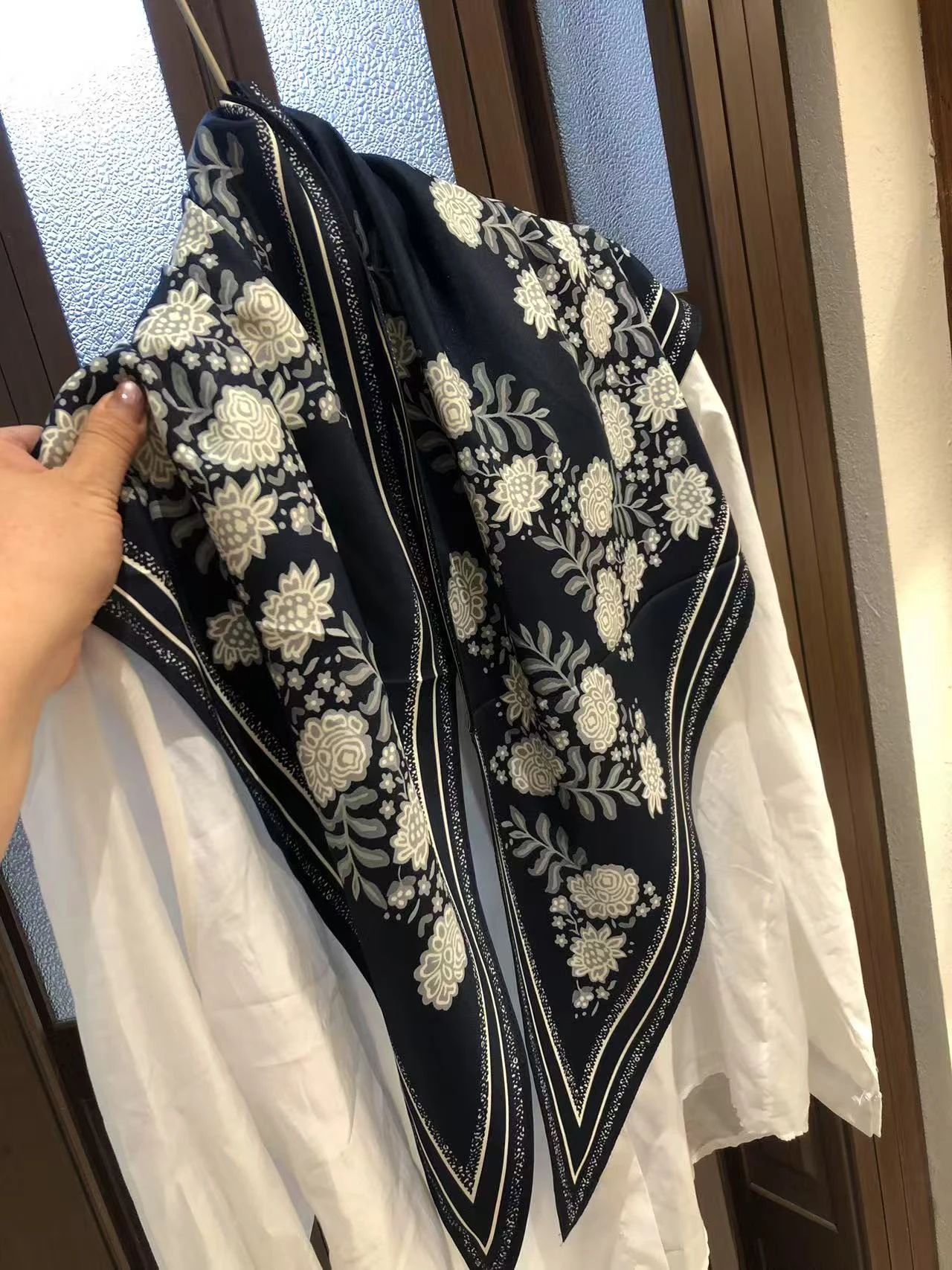 lenco-de-seda-floral-adamia-retro-f-em-sarja-diagonal-com-padrao-diamante-triangular-para-uso-c-lenco-de-cabec