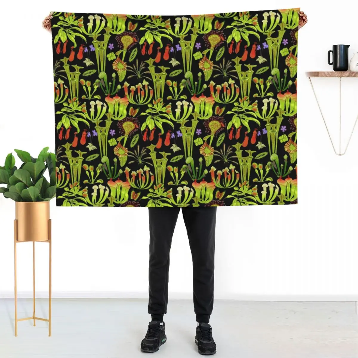 

Carnivorous plants - black Throw Blanket Cozy Warm Blanket for Bed Room Decor