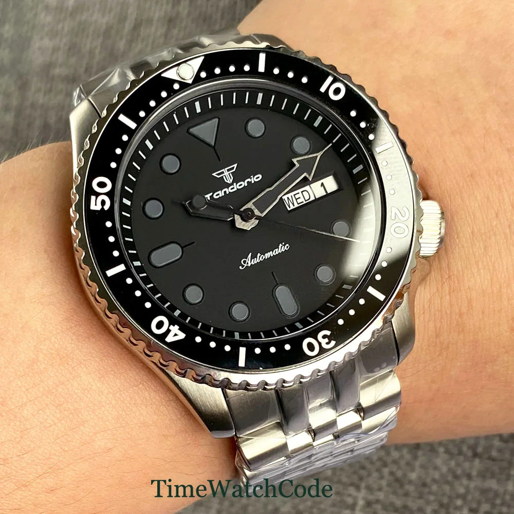 

Tandorio 41mm Diver Automatic Watch For Men NH36A Movement Date Day Sapphire Crystal Black Dial 200m Waterproof Screw Crown