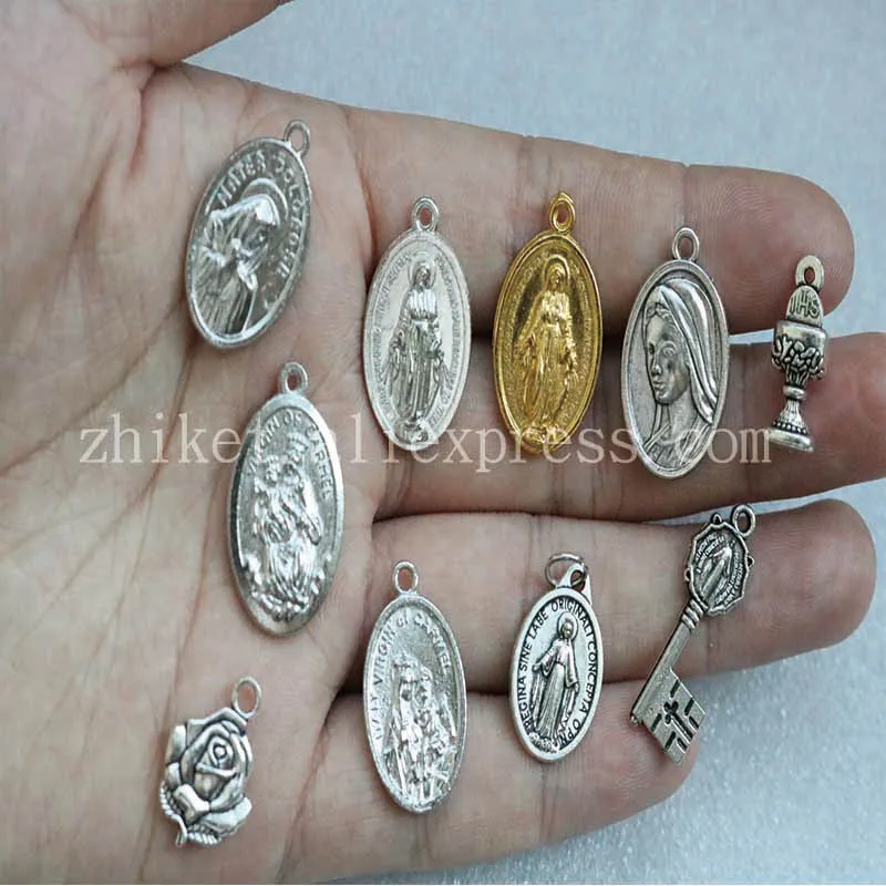 10 Pieces / Gold Plated Catholic Virgin Mary Small Medal Handcraft Craft, Bracelet Jewelry Rosary Handmade DIY Medal