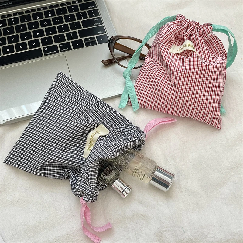 

New Checkered Pattern Lipstick Makeup Bag With Drawstring Simple Jewelry Handbag Large Capacity Storage Pouch