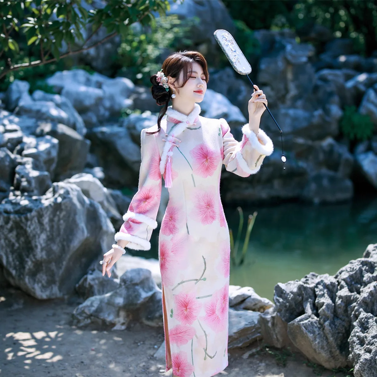 

Yourqipao Improved New Chinese Style Velvet Inverted Large Sleeve Cheongsam 2025 Winter Thickened Qipao Evening Gowns