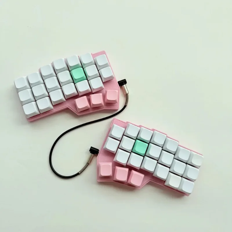 

Новая розовая разделенная клавиатура CORNE V4, механическая проводная клавиатура с горячей заменой, RGB, эргономичная игровая клавиатура Teclado Division QMK VIAL