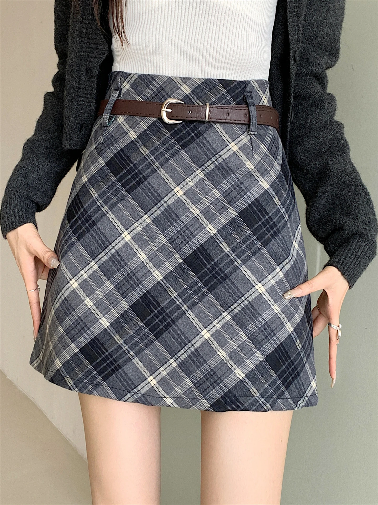 

Новая весенняя женская корейская винтажная шерстяная юбка больших размеров, облегающая, в клетку, А-силуэт, для полных женщин, укороченная, с эффектом похудения