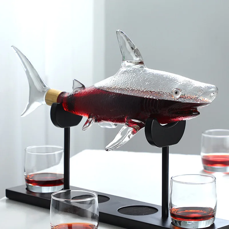 New Shark Shape High-End Glass Whisky Decanter With Holder Wine Whiskey Set for Champagne Elegant Wine Dispenser