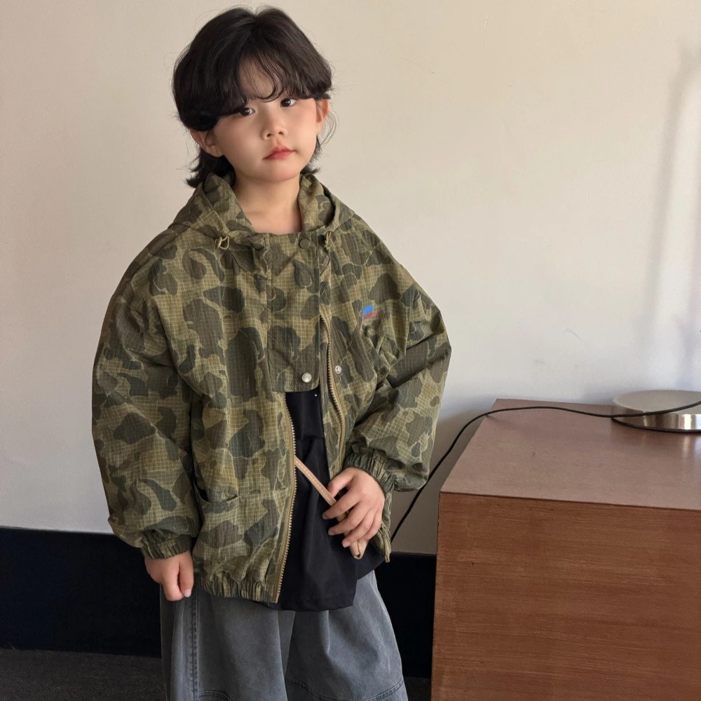 Boys' Suit 2026 Spring and Autumn New Children's Wear Korean Style Boys and Girls Camouflage Hooded Coat Overalls Two-piece Set
