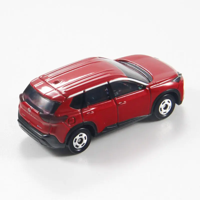 TAKARA TOMY Tomica 1:63 NO.117 Nissan X-TRAIL Alloy Car Dream Series Simulation Alloy Finished Car Model Toy Collection Gifts