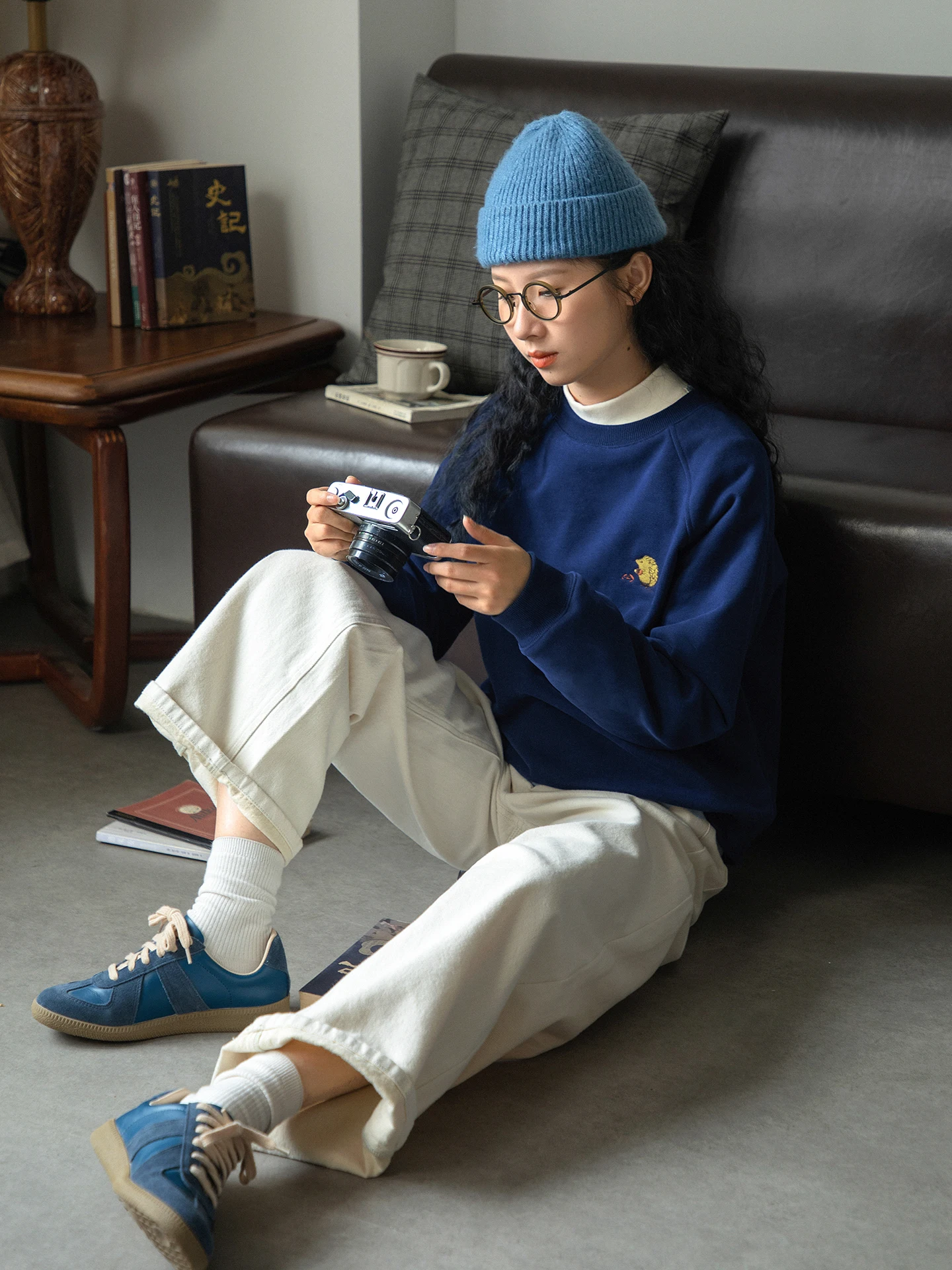 Blue Embroidered Knitted Long Sleeve Sweatshirt Casual Loose Fit Women's Autumn Top Vintage round Neck Knitwear Jacket