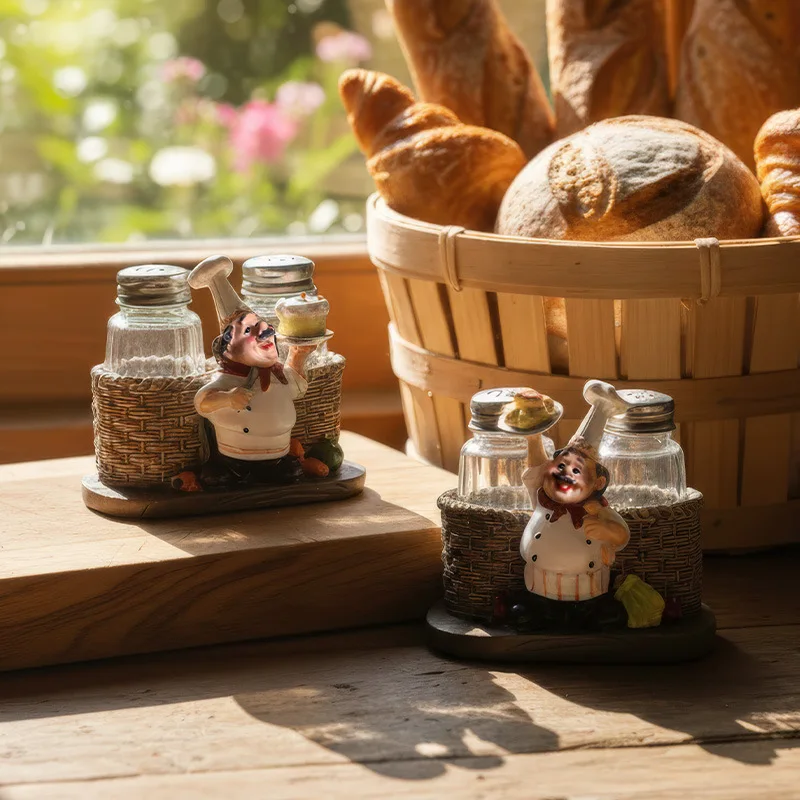 Retro Chef Ornaments Cafe Western Restaurant Hotel Pepper Bottle Seasoning Jar Craft Decoration Decoration