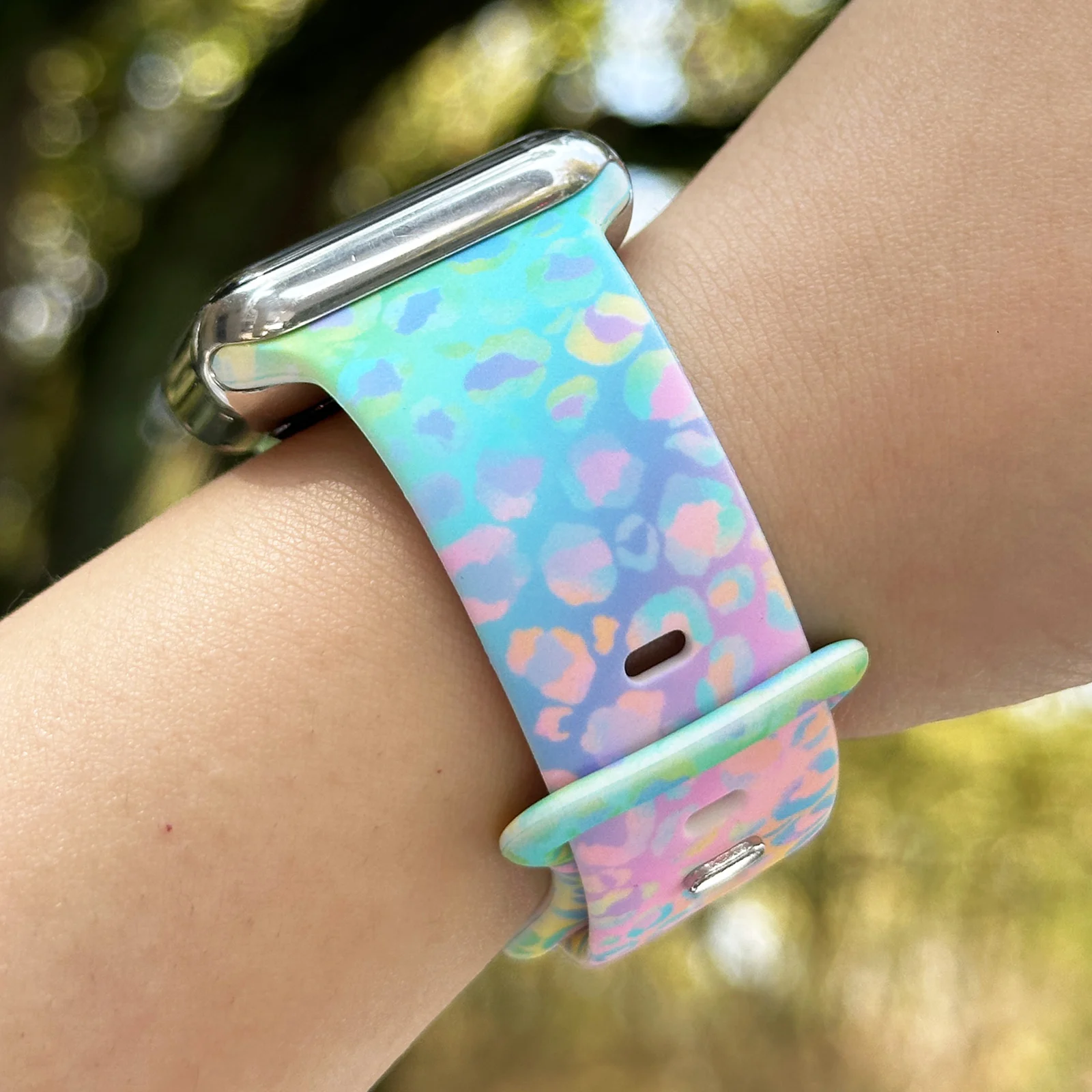 Double-sided Printed Silicone Band for Apple watch 40mm 41mm 44mm 45mm 49mm Rainbow Leopard Print Sport Strap for iwatch Series