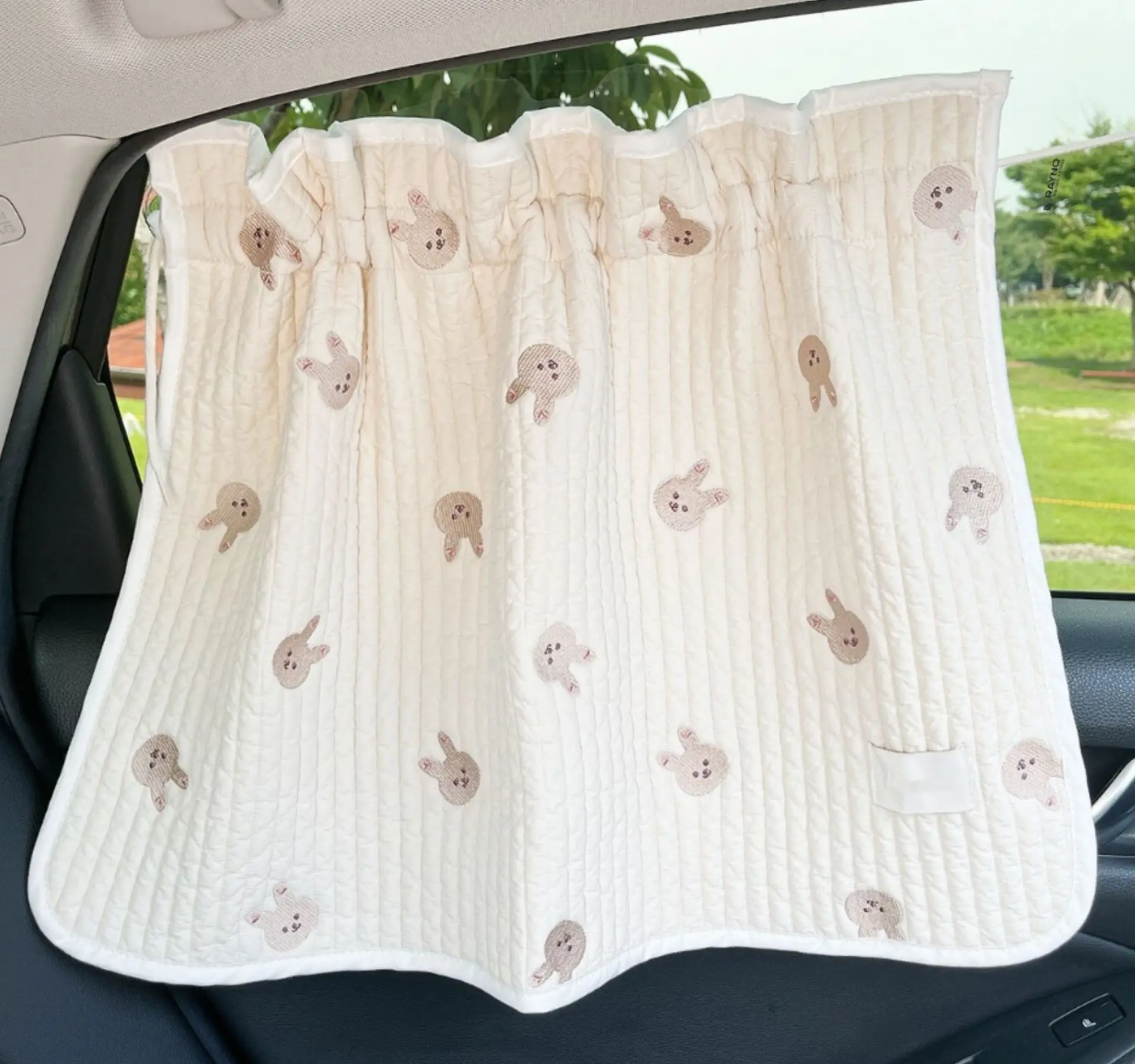 Cartoon Baby Car Seat Canopies Thickened Cotton Car Window Sunshade Cover UV Protection Suction Cup Installed Sliding Curtain