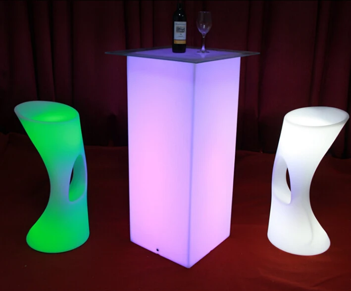 Ip68 Patio Celebration Decoration Pe Plastic Led Tower Pillar Floor Lamp Light Outdoor Modern Lighted Led Square Column Lamp