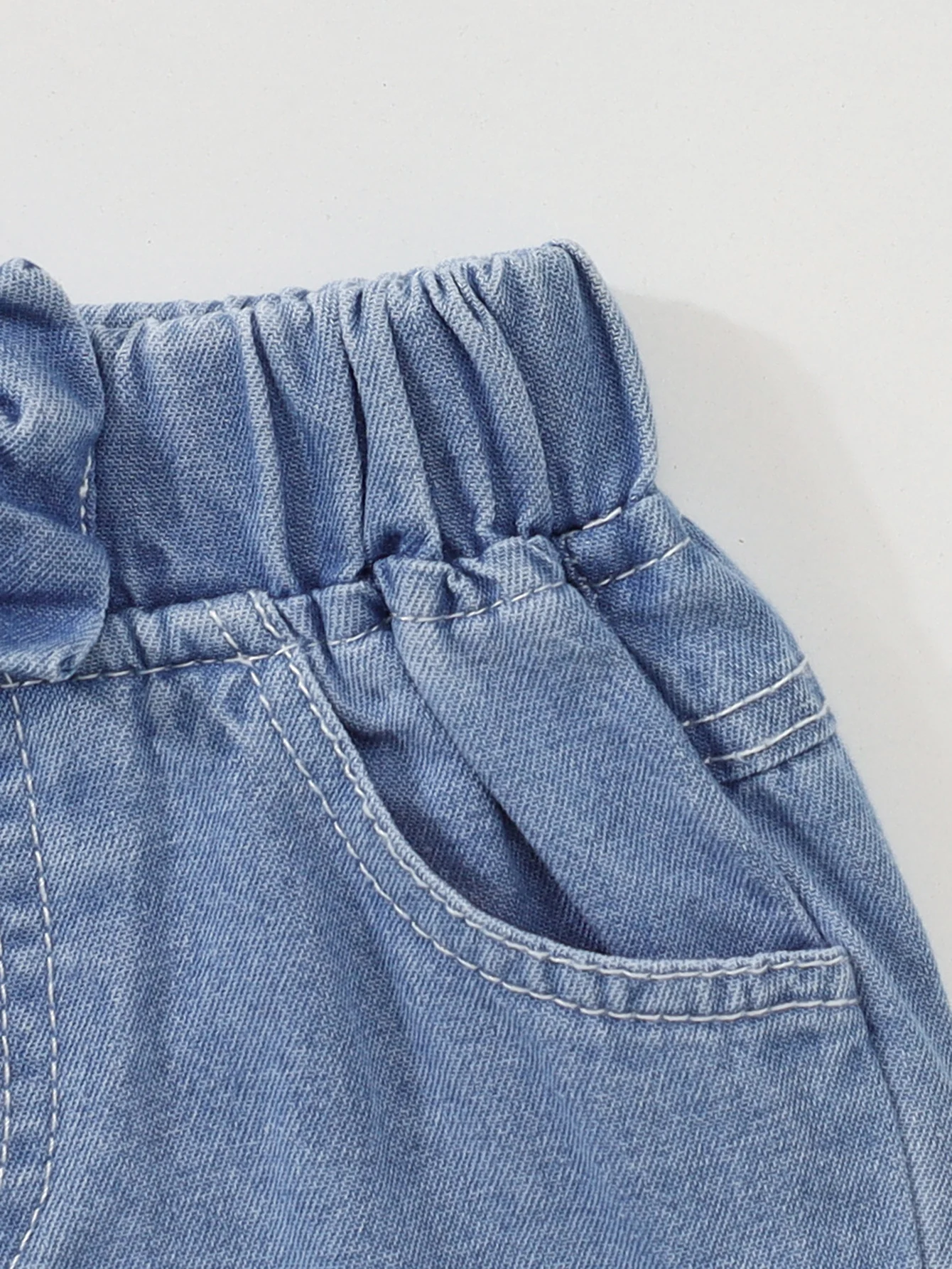 1 Stück Sommer-Jeansshorts für Mädchen mit Schleife und Fransen, süße Hotpants mit hoher Taille, süßer Stil, Alltags-/Outdoor-Bekleidung, 1–4 Jahre, weicher Denim-Stoff – Detail 5
