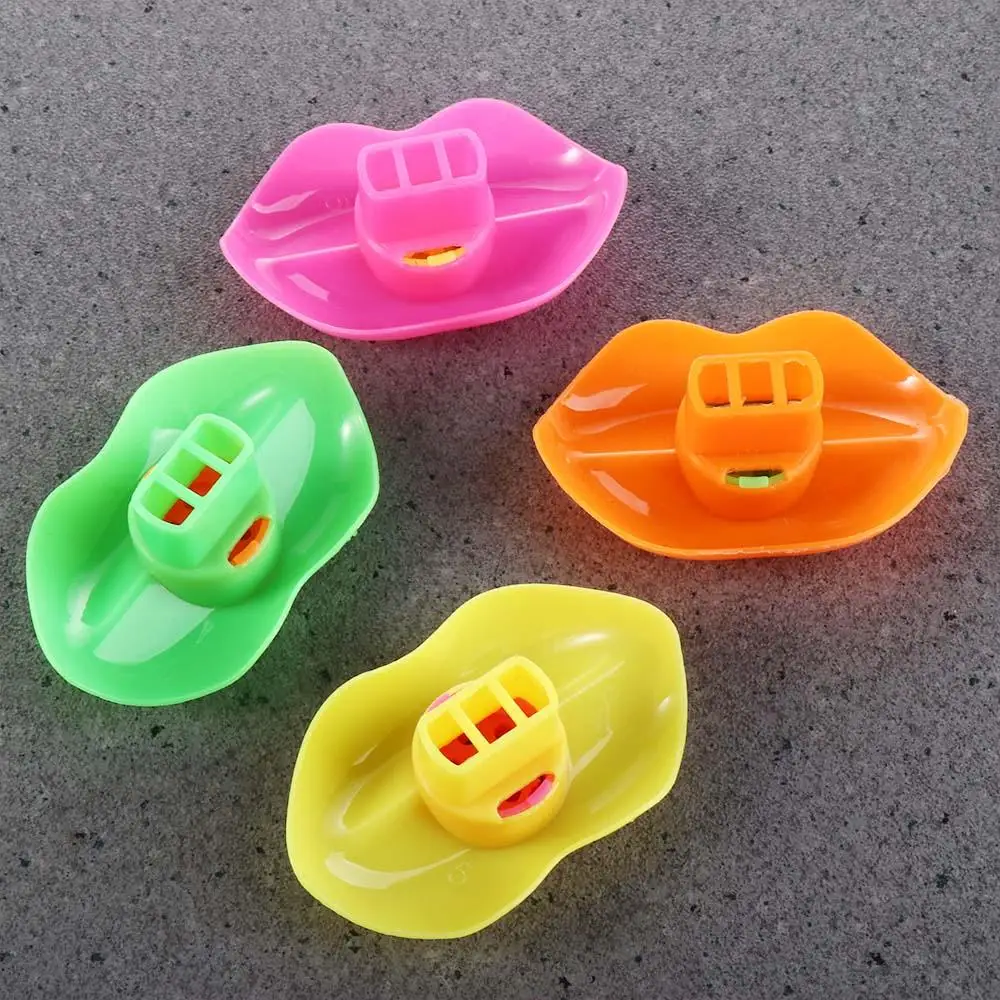 Camping Equipment Kids Toy Plastic Party Toys Game Prize Whistles Whistle Decoration Mouth Lip Whistle Survival Whistle