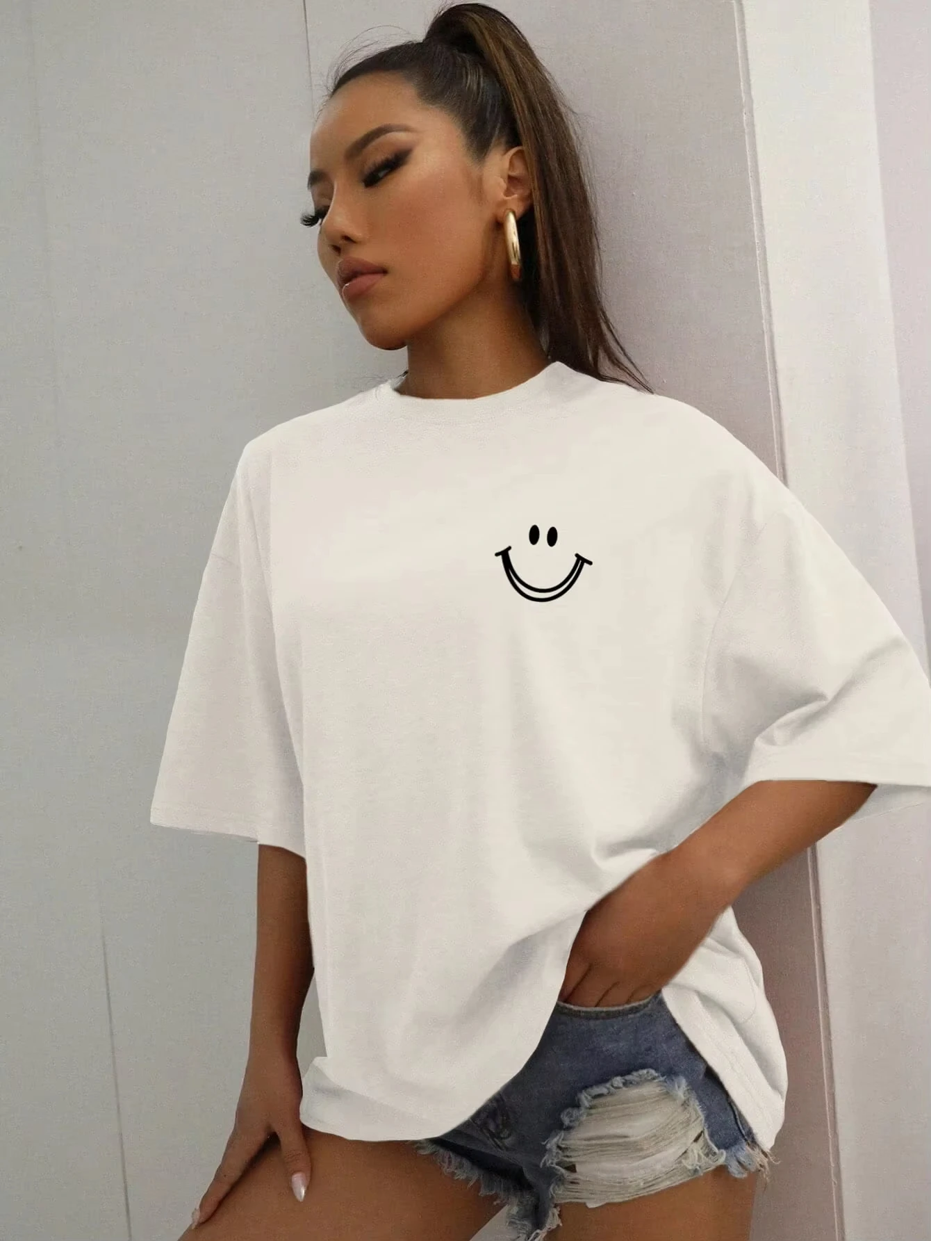 2026 Summer Happy Expression Printed Womens Short Sleeve Street Hip Hop Tee Clothing Breathable Tops Crewneck Woman T-Shirts Top