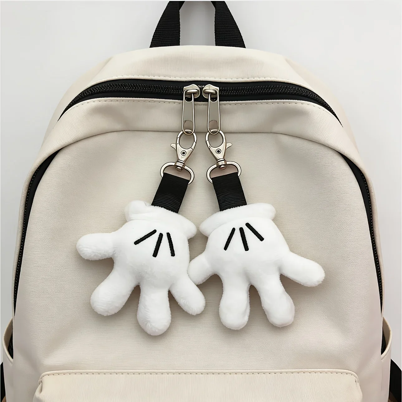 Disney Mickey Mouse Palm Keychain, Cute Plush Pendant, Cartoon Doll Bag Hanging Decoration, Couple Small Accessories
