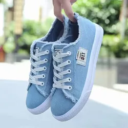 Nuove scarpe di tela da donna primavera estate sneakers piatte scarpe casual da donna scarpe bianche stringate con tomaia bassa