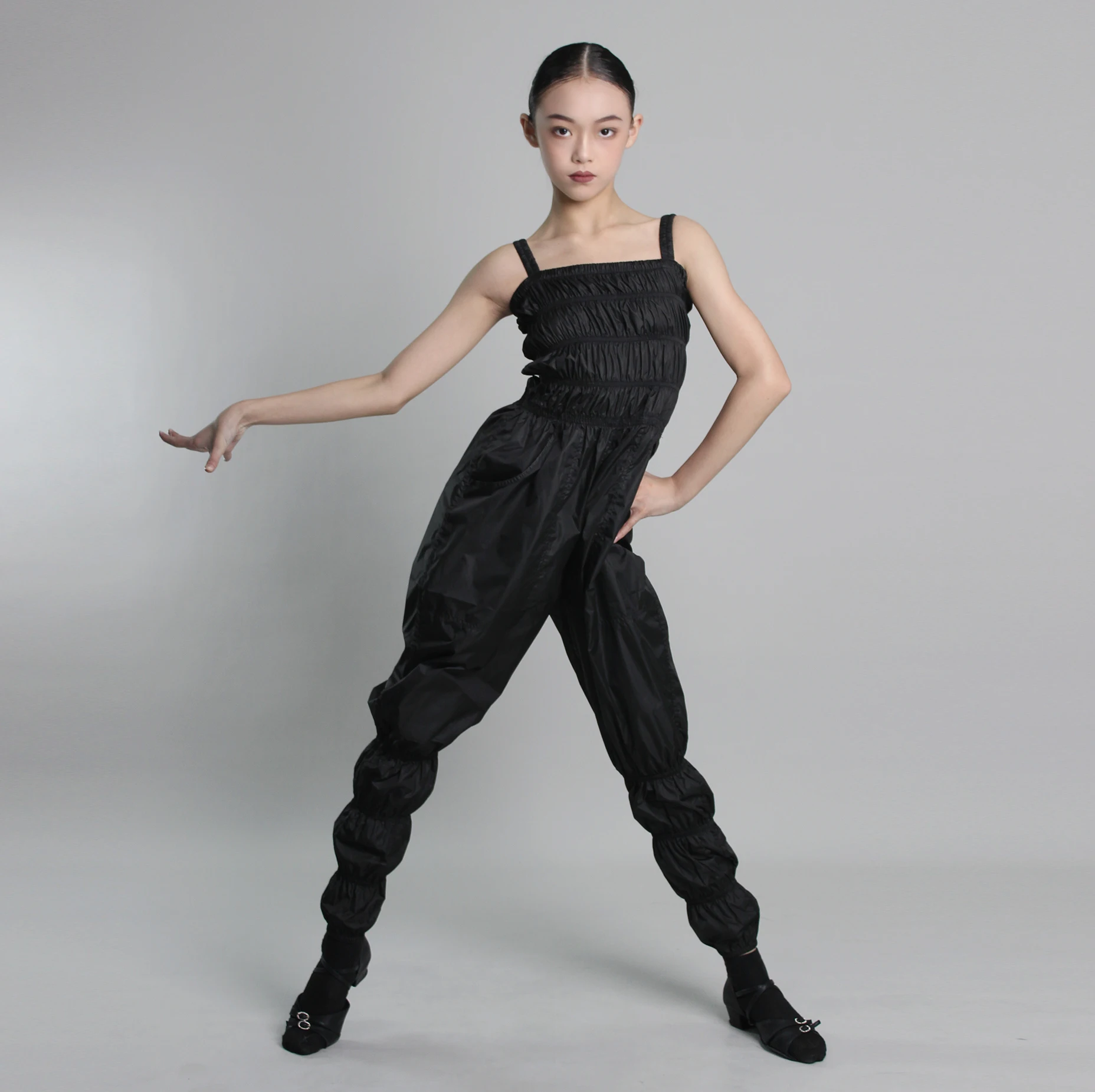 2025 Girls Latin Dance Dress Practice Costume Yoga Pants Outfit Children Salsa Chacha Smaba Dance Training Wear Clothes DQL12181