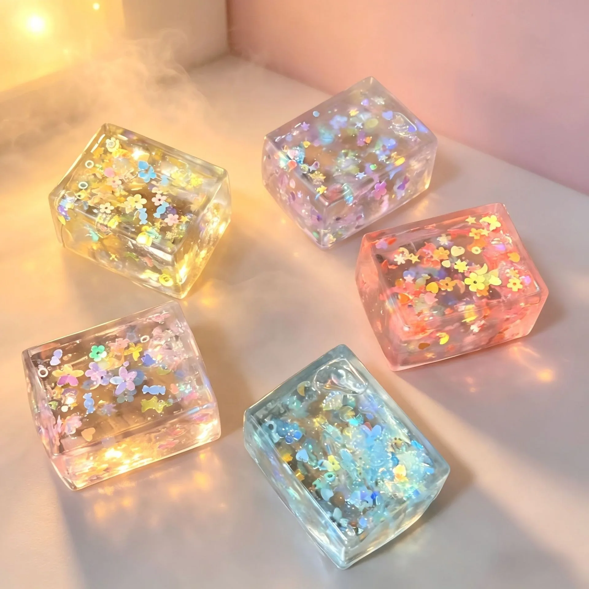 Cross-border explosion maltose pinch Le soft rubber sequined tofu vent ball decompression adult slow rebound small toy