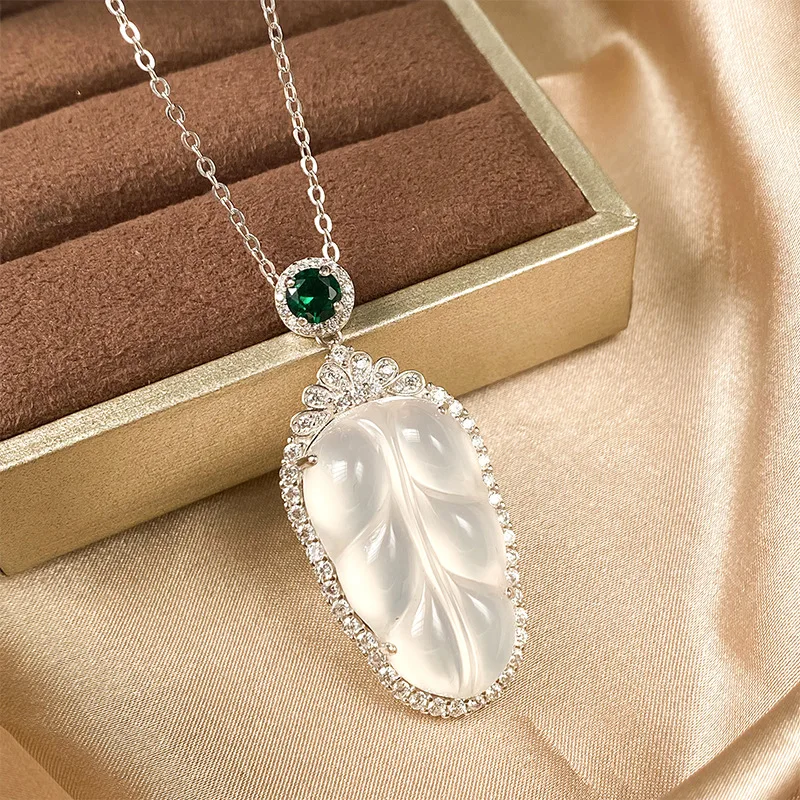 New Jewelry S925 Silver Anchor Hot Selling White Ice Chalcedony Fluorescent Pendant Necklace for Women