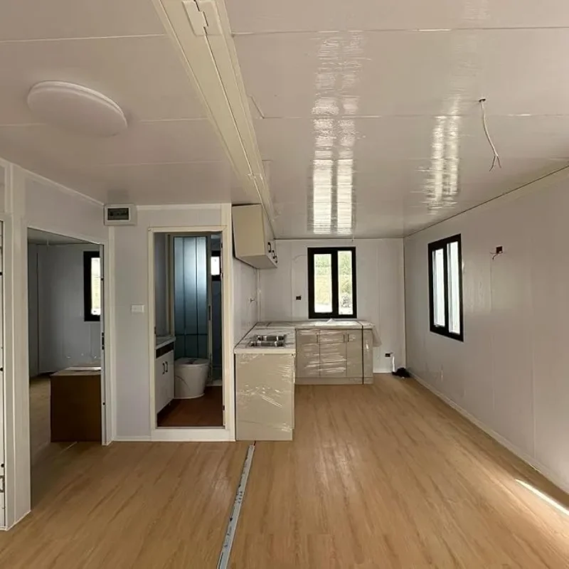 Foldable Container House Manufacturer Widely Using Tiny Container Home Outdoor 20ft 40ft 30ft Folding Container House for Spain