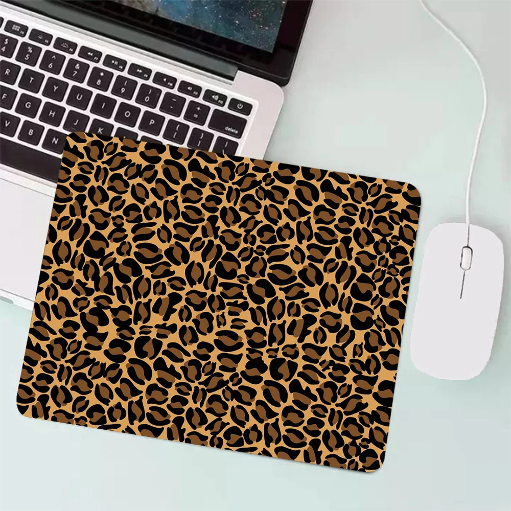 Leopard Print Small Gaming Mouse Pad PC Gamer Keyboard Mousepad Computer Office Mouse Mat Laptop Carpet Anime Mause pad Desk Mat