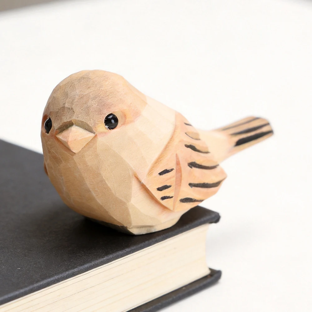 Hand Carved Wooden Sparrow Figurine Cute Bird Statue Natural Wood Sculpture for Home Decor Desk Ornament Gift for Animal Lovers