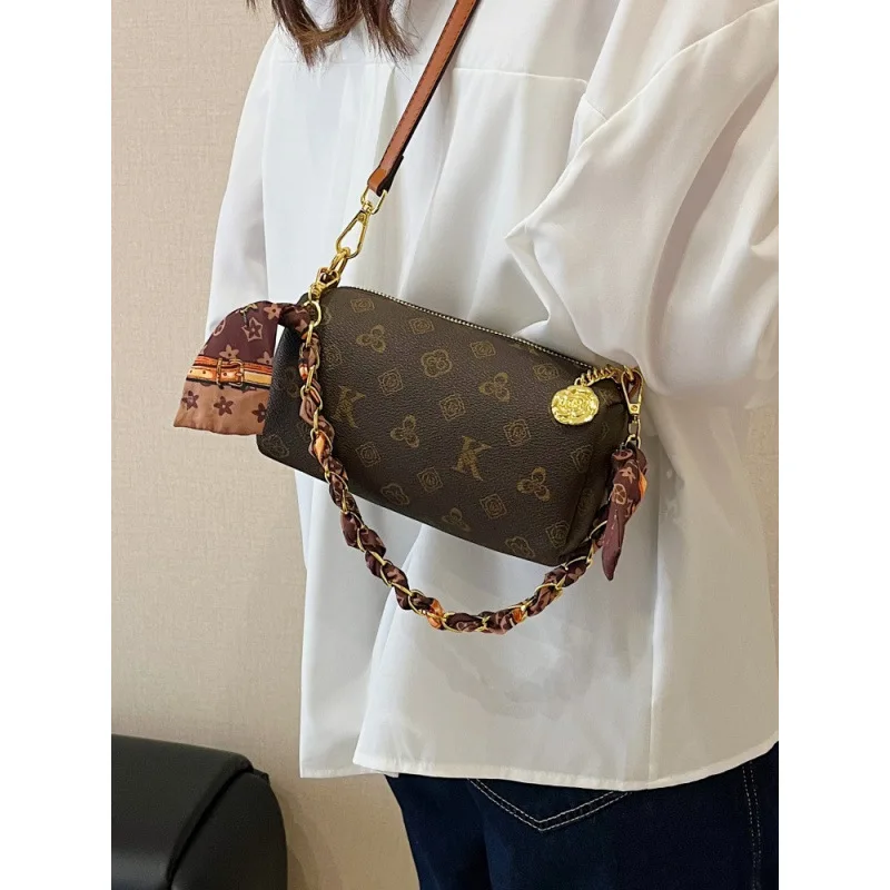 

Дизайнерская сумка-цилиндр для женщин, 2025 г., винтажный узор, кошелек через плечо, многосторонняя сумка для переноски, модный эстетический рюкзак