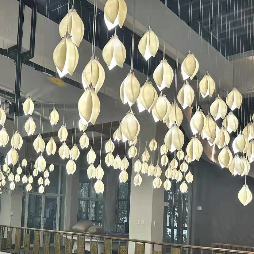 ceramic magnolia chandelier、floral pendant light、luxury staircase hanging lamp、dining room restaurant ceiling light、villa decor