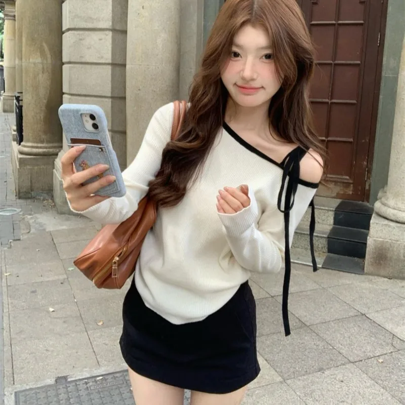 

Minimally Contrasting Color Off Shoulder Slimming Women's Long Sleeve Knitted Sweater Autumn Winter Gentle Casual Pullover Tops