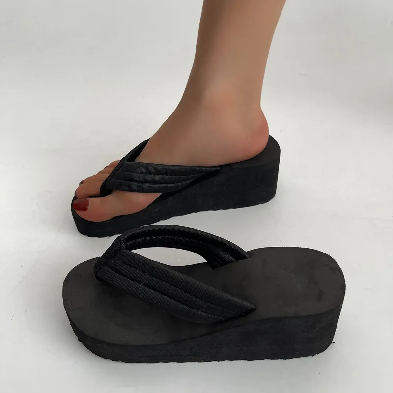 

Womens Stylish Ultra Light Flip Flops Slides - Soft Indoor & Outdoor Sandals - Perfect for Beach, Pool, Vacation - Quick-Dry