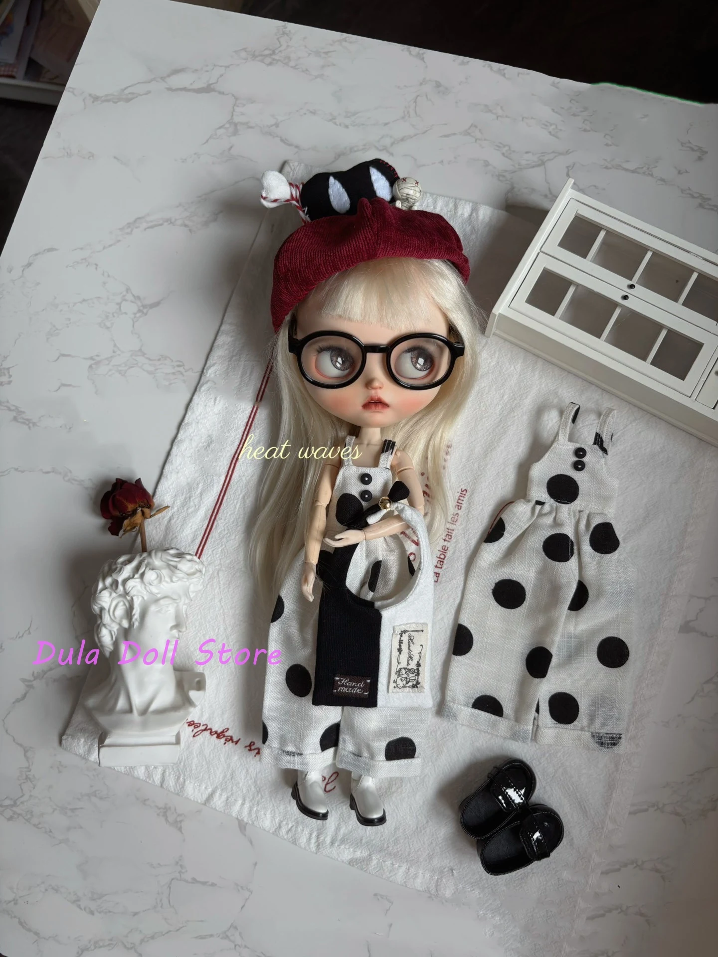 

Dula Doll Clothes Black and white polka dot jumpsuit with red hat set Blythe ob24 ob22 ICY JerryB 1/6 Doll Accessories