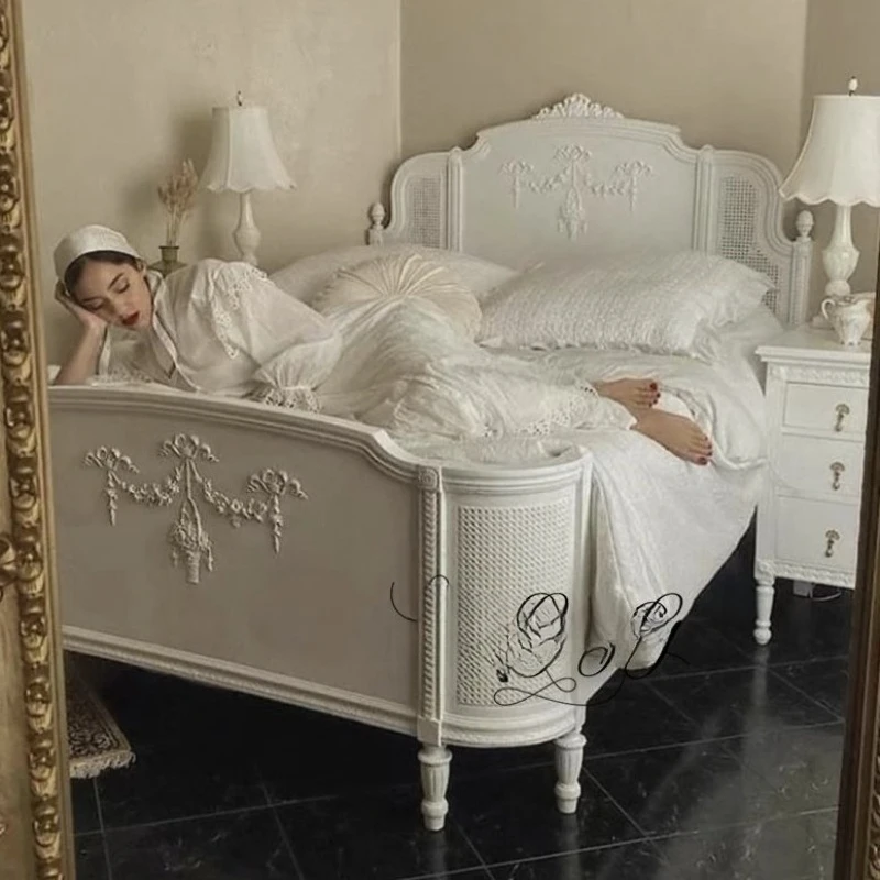Double solid wood carving flower white retro master bedroom big bed luxury socialite style rattan bed cream white princess bed