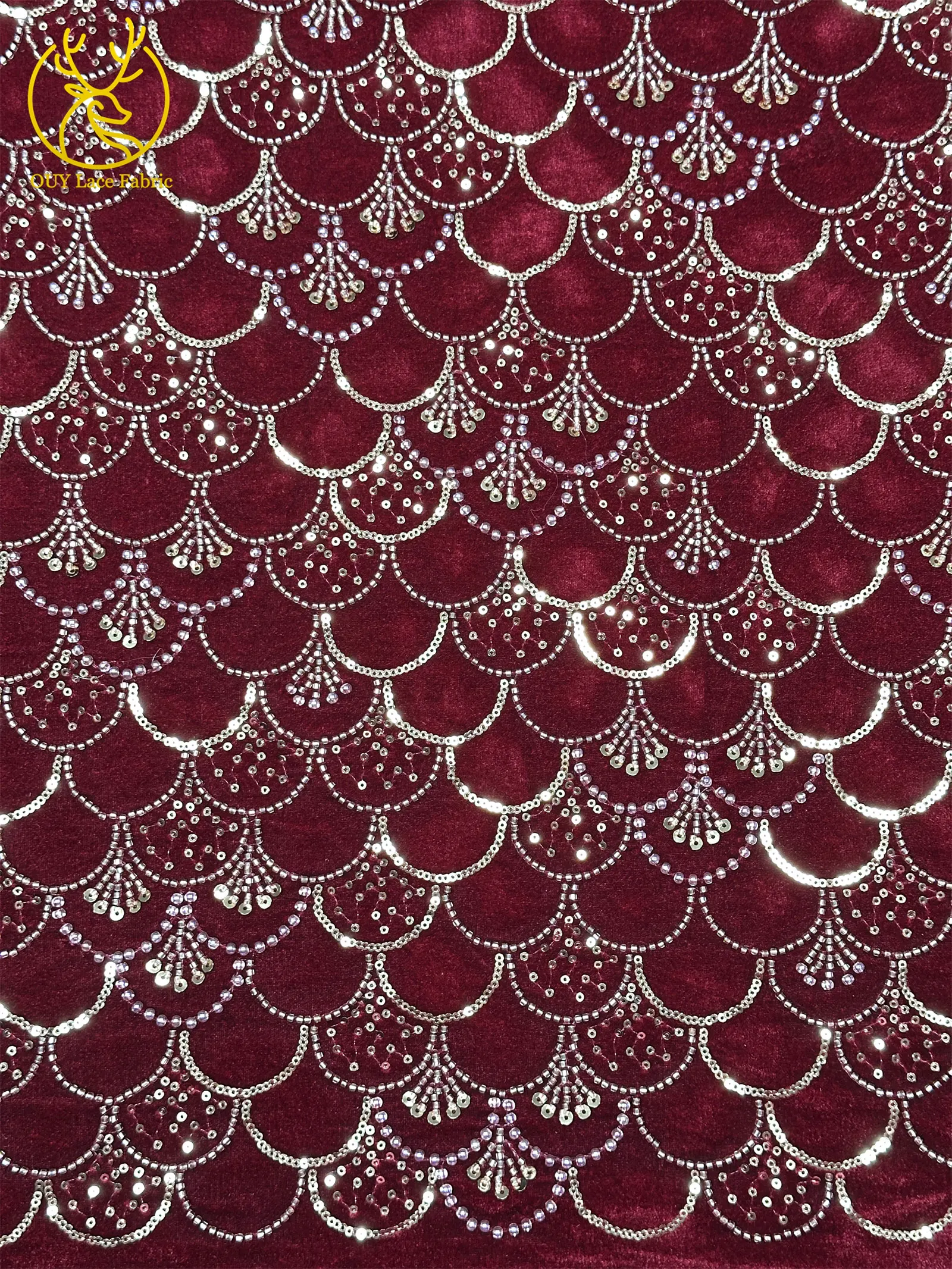 Weinroter nigerianischer Samtstoff mit Stickerei und Perlen, hochwertiger afrikanischer Spitzenstoff, französische Pailletten-Spitze für Damen-Hochzeitskleider – Detail 11